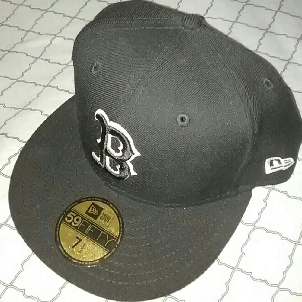 Brand new Boston redsox hat 100% authentic